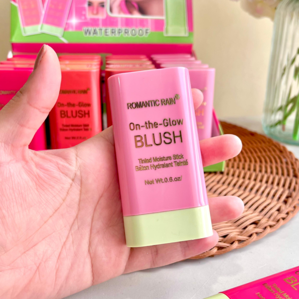 Rubor dupe pixi a prueba de agua Romantic Rain