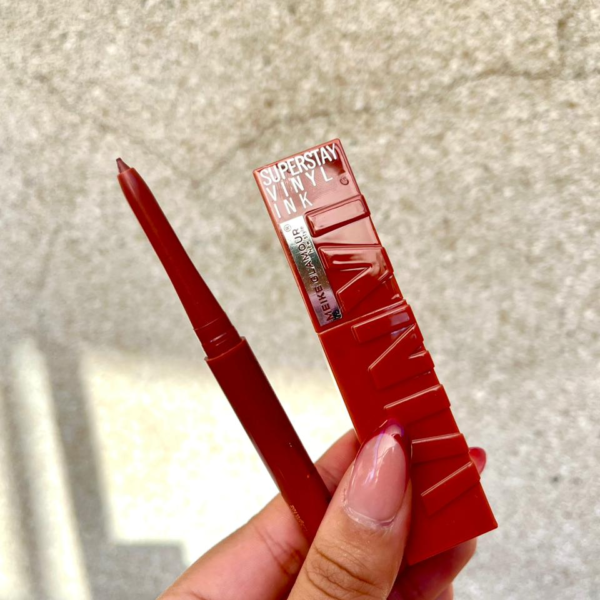 labial dupe vinyl + delineador